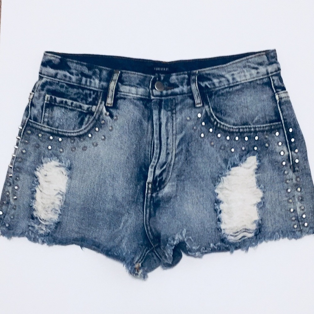 🔥Studded Distressed Jean Shorts